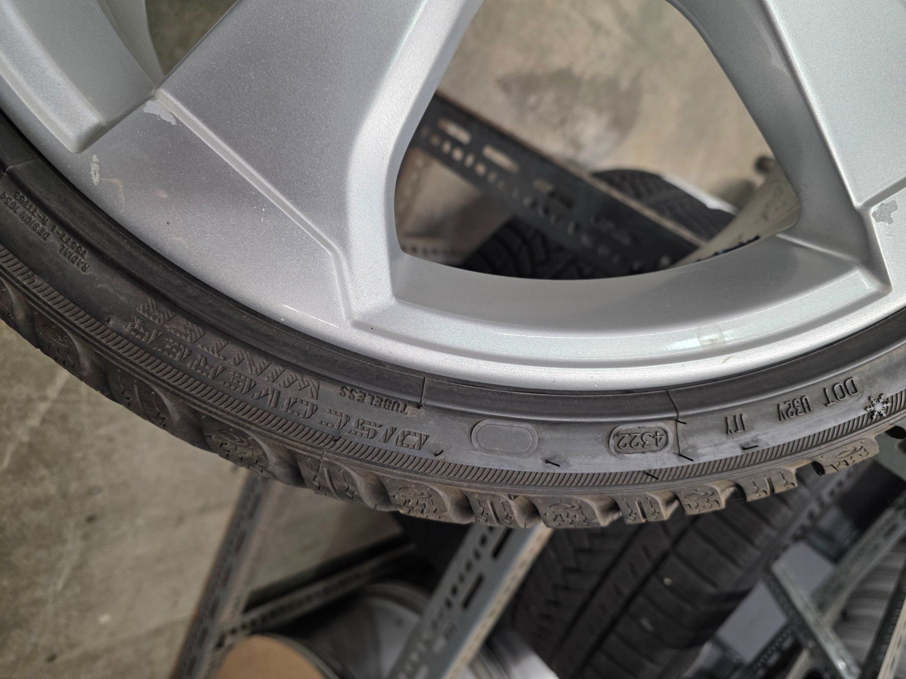 Audi Pneumatici & Ruote complete: Audi RS3 Winterradsatz – Usato da Gähwil venduto da schmidgarage9534 3
