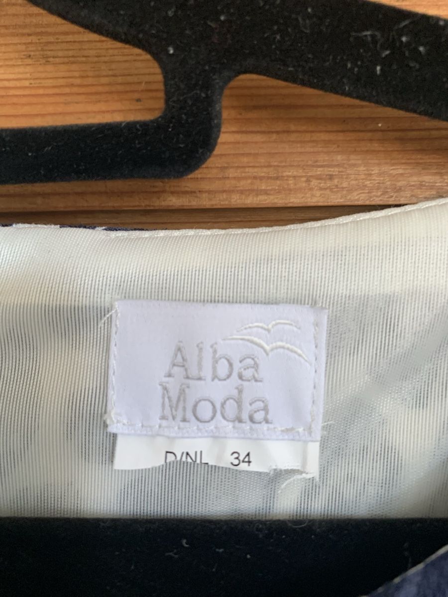 Alba Moda Kleider: Etuikleid blau/weiss Gr. 34 – Neu (gemäss Beschreibung) aus Teufen AR von parazello 3