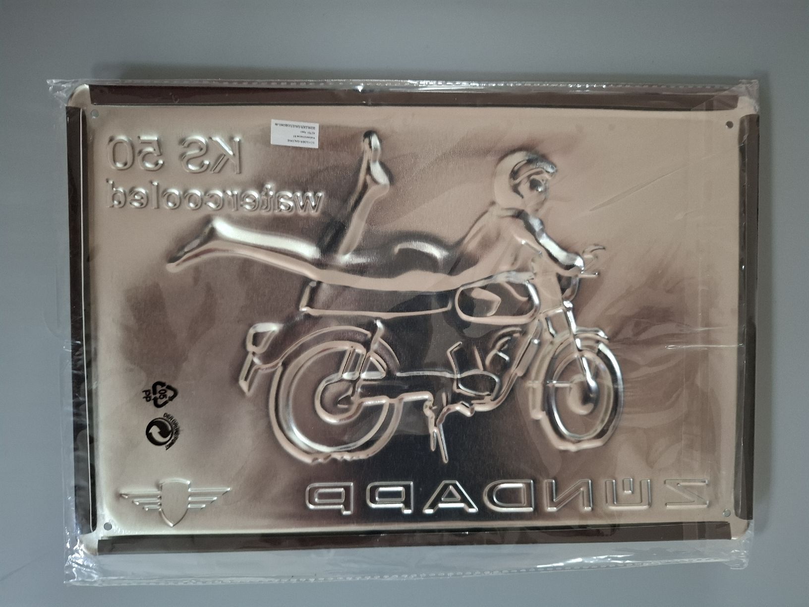Tutte le decorazioni: Zündapp KS50 Blechschild – Usato da Moutier venduto da Carambaaa 1