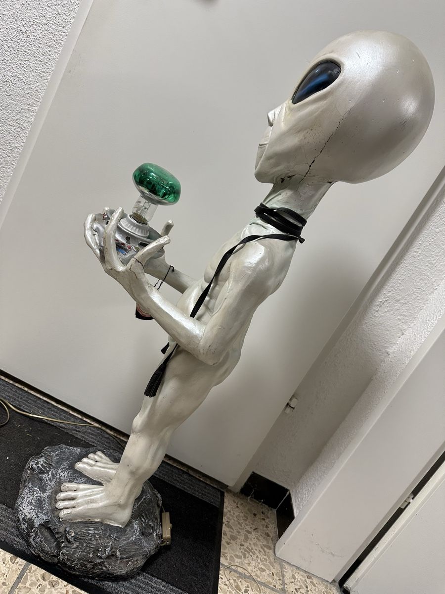 Statuette: Ausserirdischer lampe  – Usato da Reinach AG venduto da rares75 1