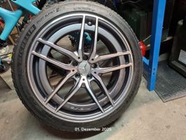 Jantes AMG pour SL avec pneus hiver.