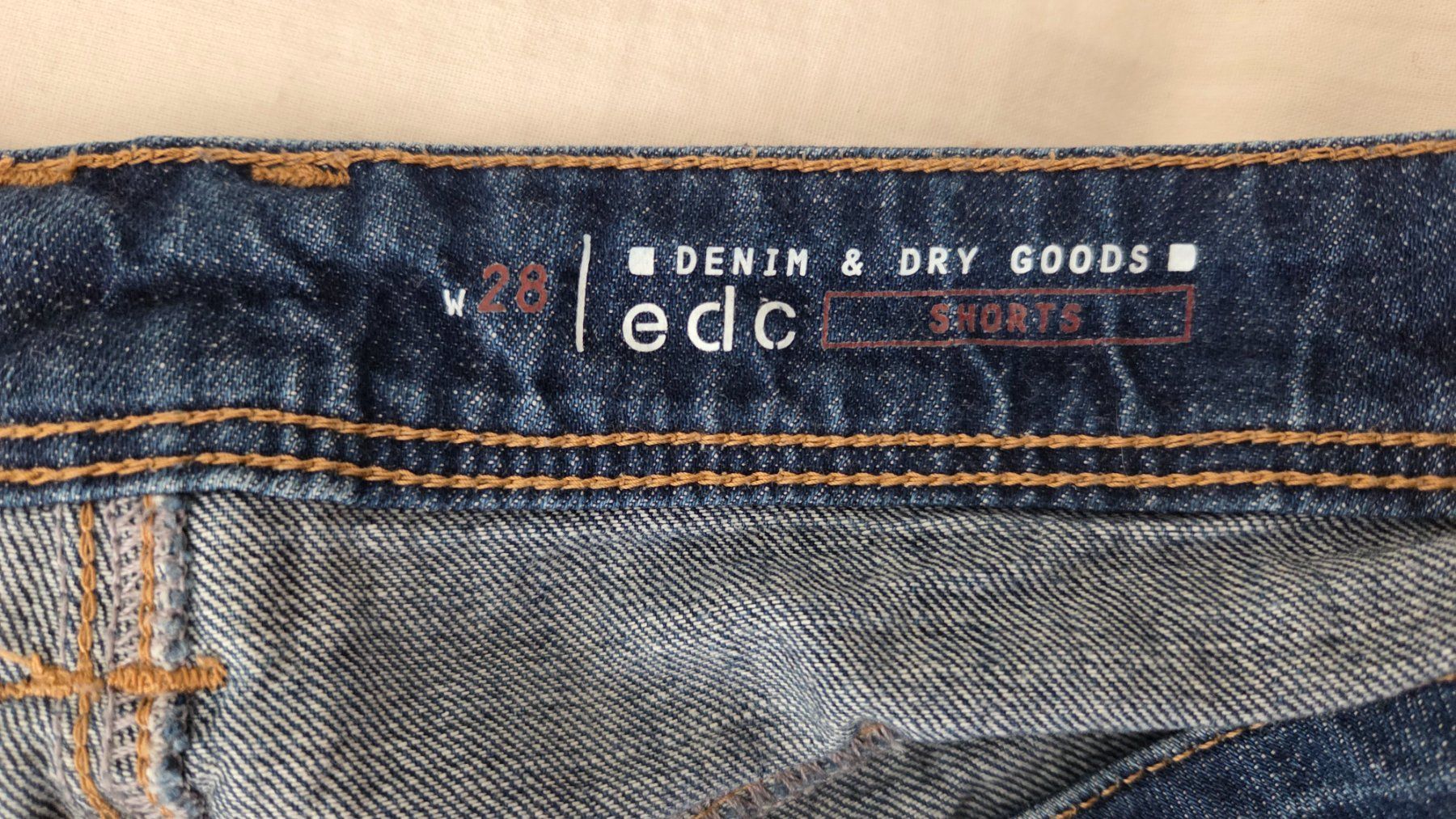 Esprit Jeans: Jeans Shorts Esprit Gr. 28 – Gebraucht aus Fislisbach von Maieriisli25 2