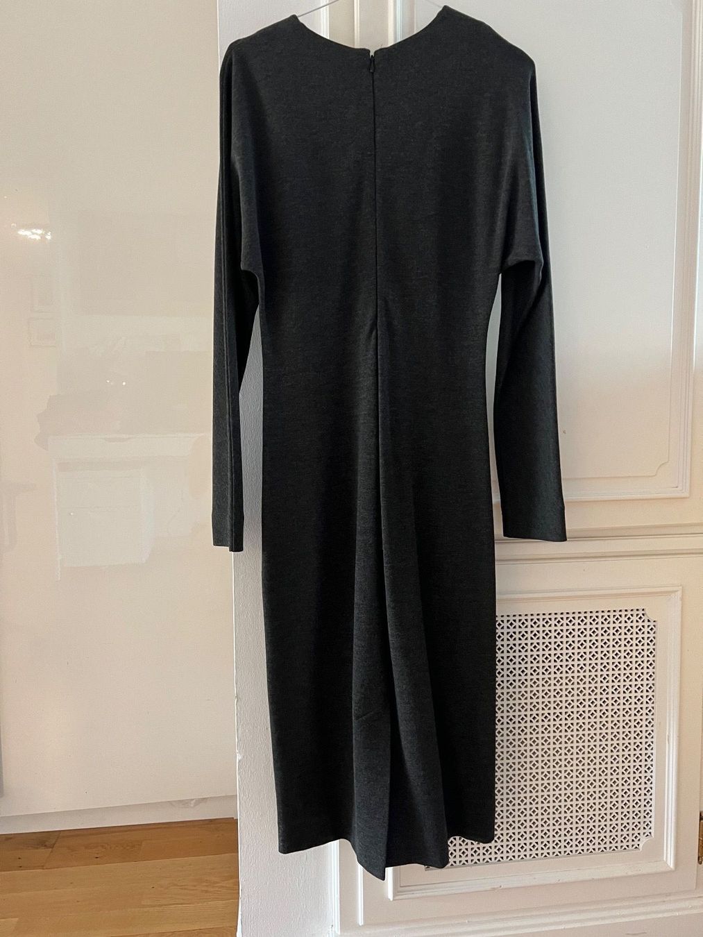 Cos Vestiti: COS Dress Kleid Freizeitkleid Gr 34 – Usato da Ebmatingen venduto da dartim 3