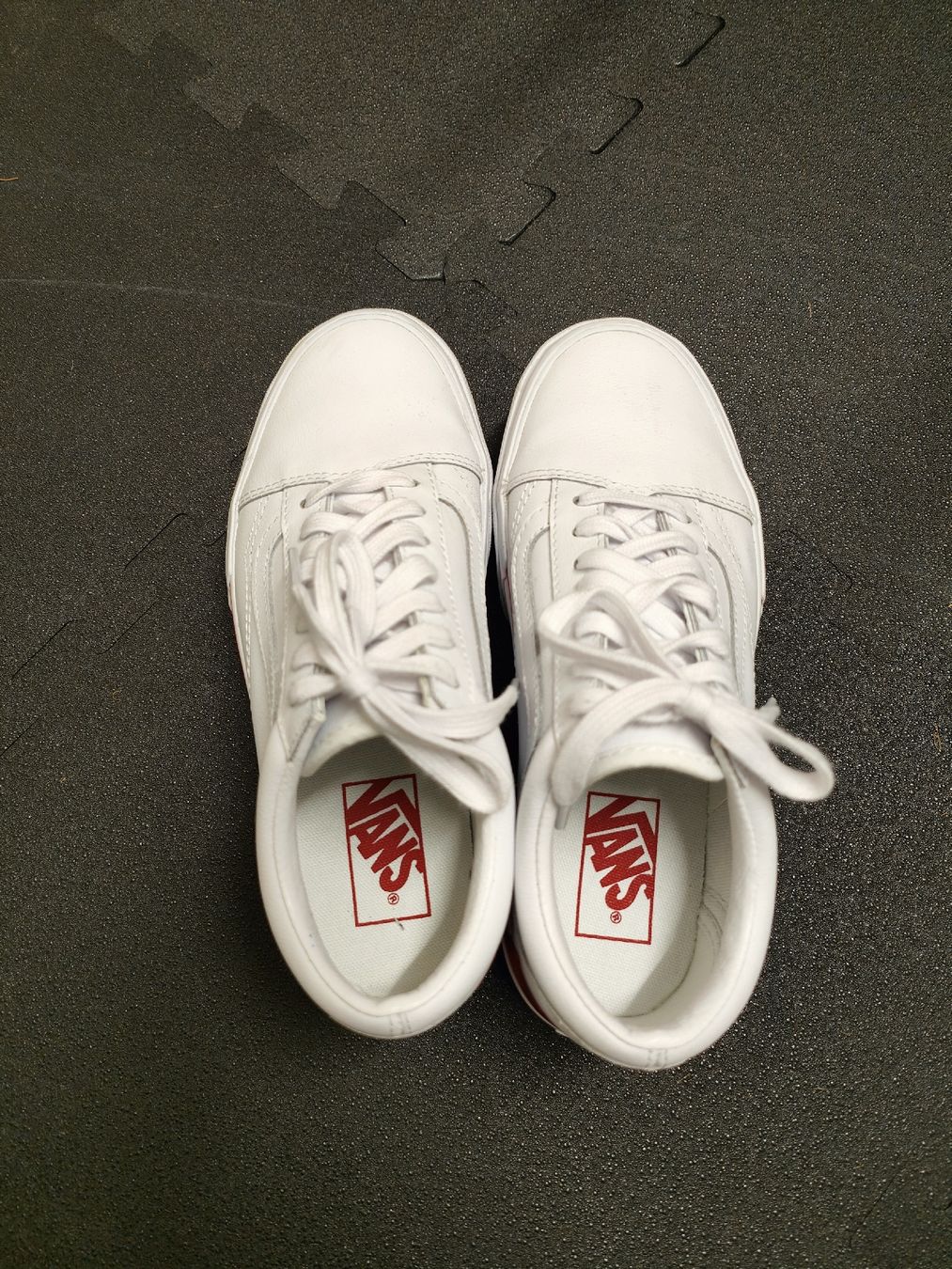 Chaussures femmes: Vans  – D'occasion à Veltheim AG par Di.N.C.G 2