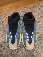 Yeezy 700 Adidas taille 42