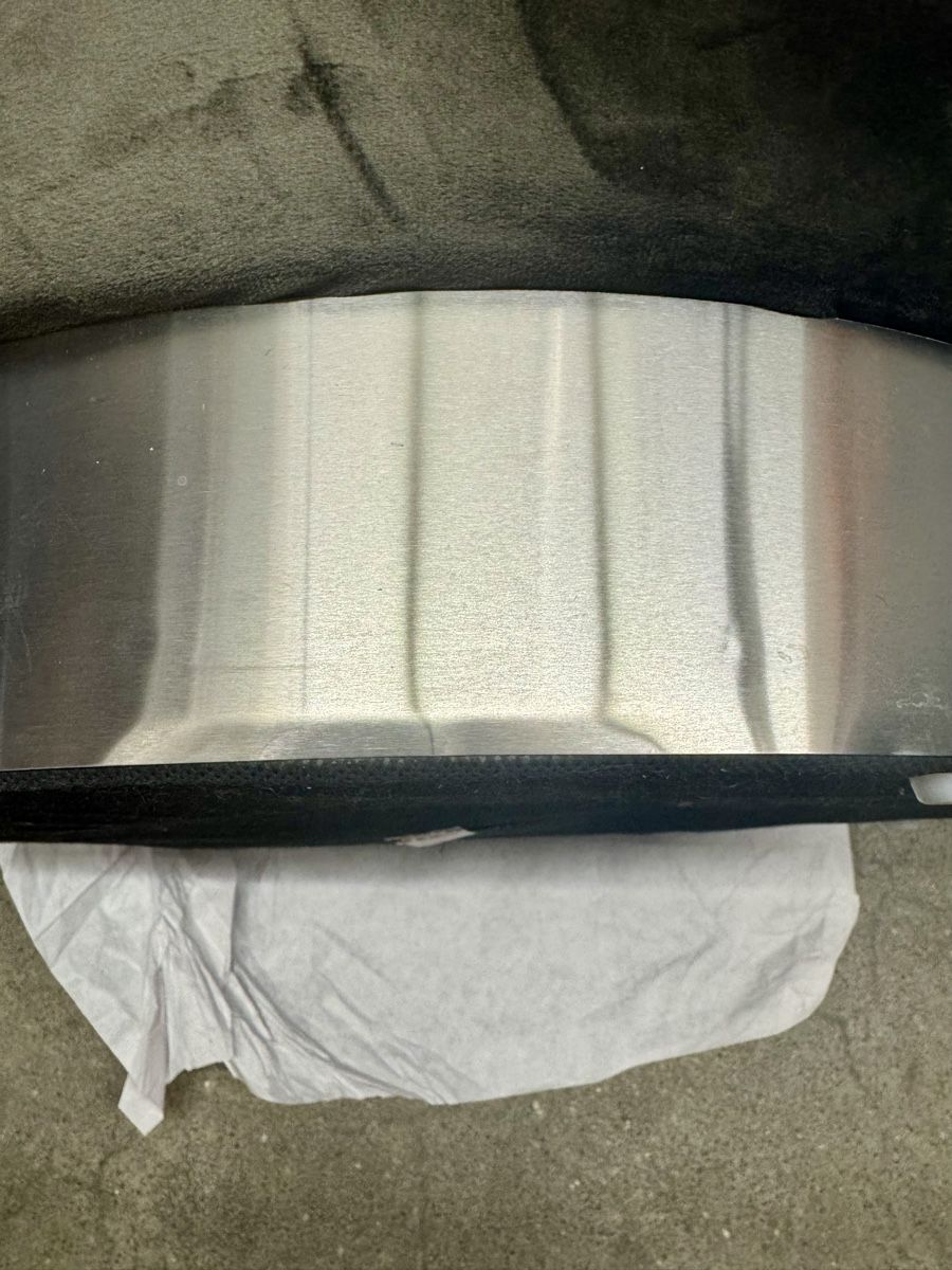 Kare Sgabelli: Kare Design Hocker / Pouf, grauer Samt, Metallfuss, – Usato da Zürich venduto da Nobs1 6