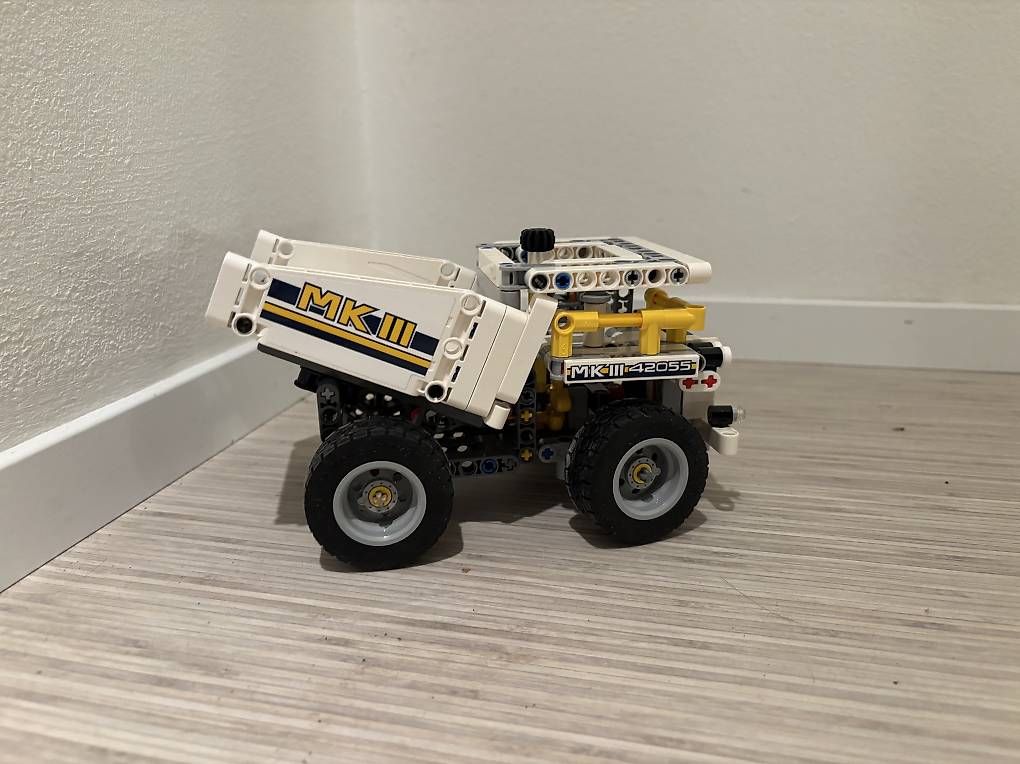 Kit di costruzioni: LEGO Technic 42055 Schaufelradbagger - Neuwertig – Usato da Stetten SH venduto da Flo--- 3