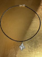 Zarte Halskette mit 925 Silber-Hortensie