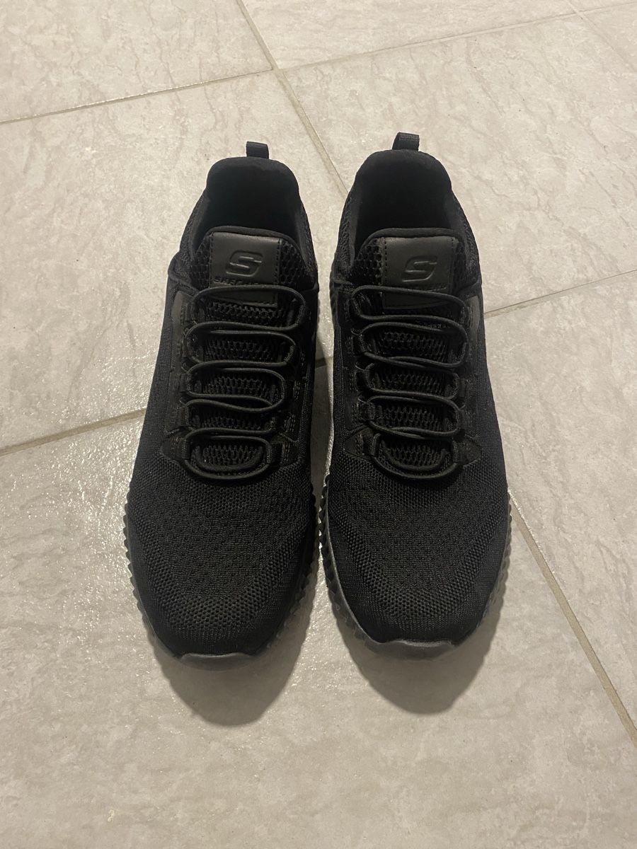 Herrenschuhe: Schuhe Skechers Gr. 44 – Gebraucht aus Wangen b. Olten von janfon 1