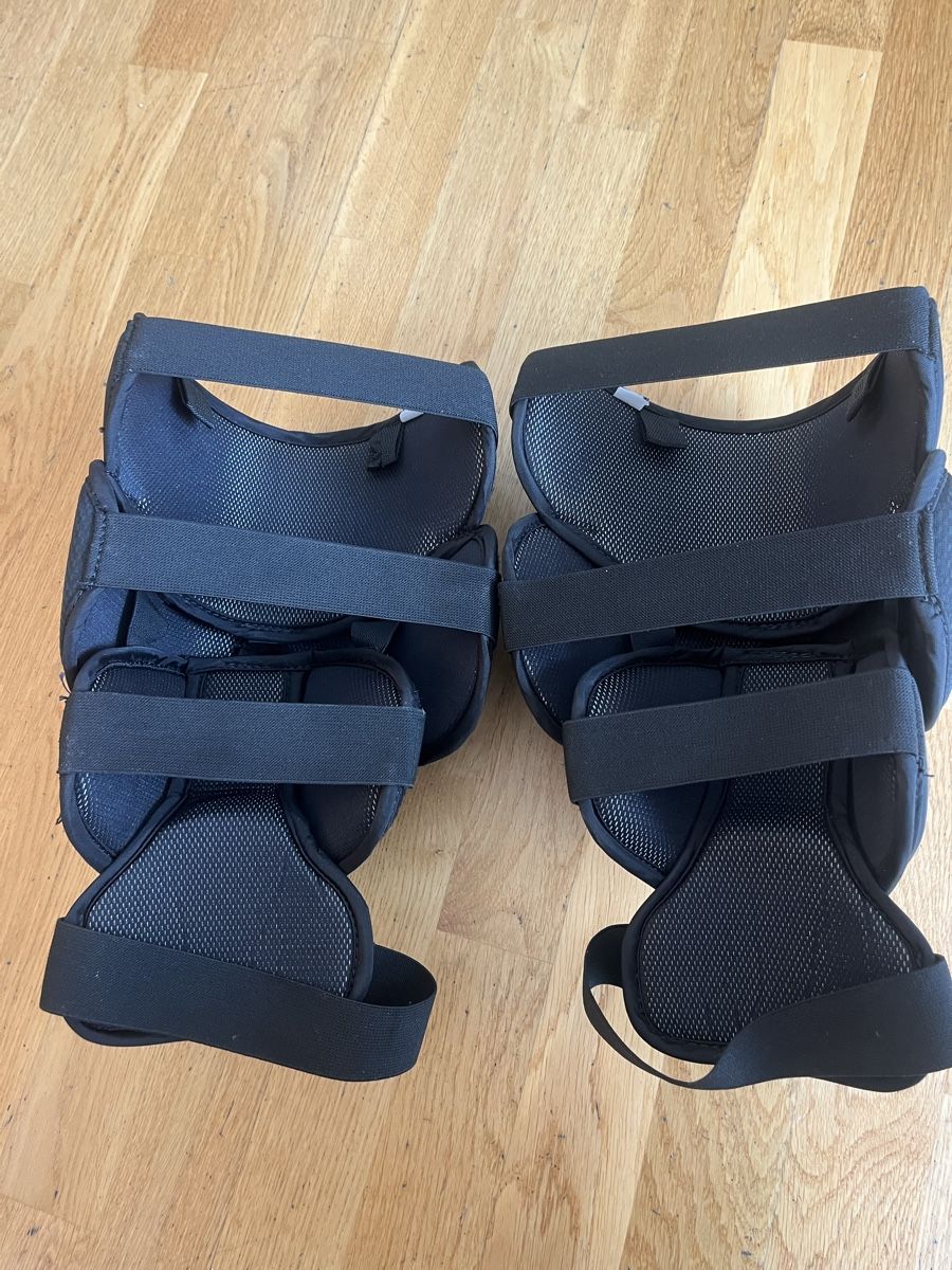 Protezioni & Imbottiture: Vaughen SLR Pro, Goaliekneepads SR – Nuovo (secondo la descrizione) da Kilchberg ZH venduto da quasimodo02 1