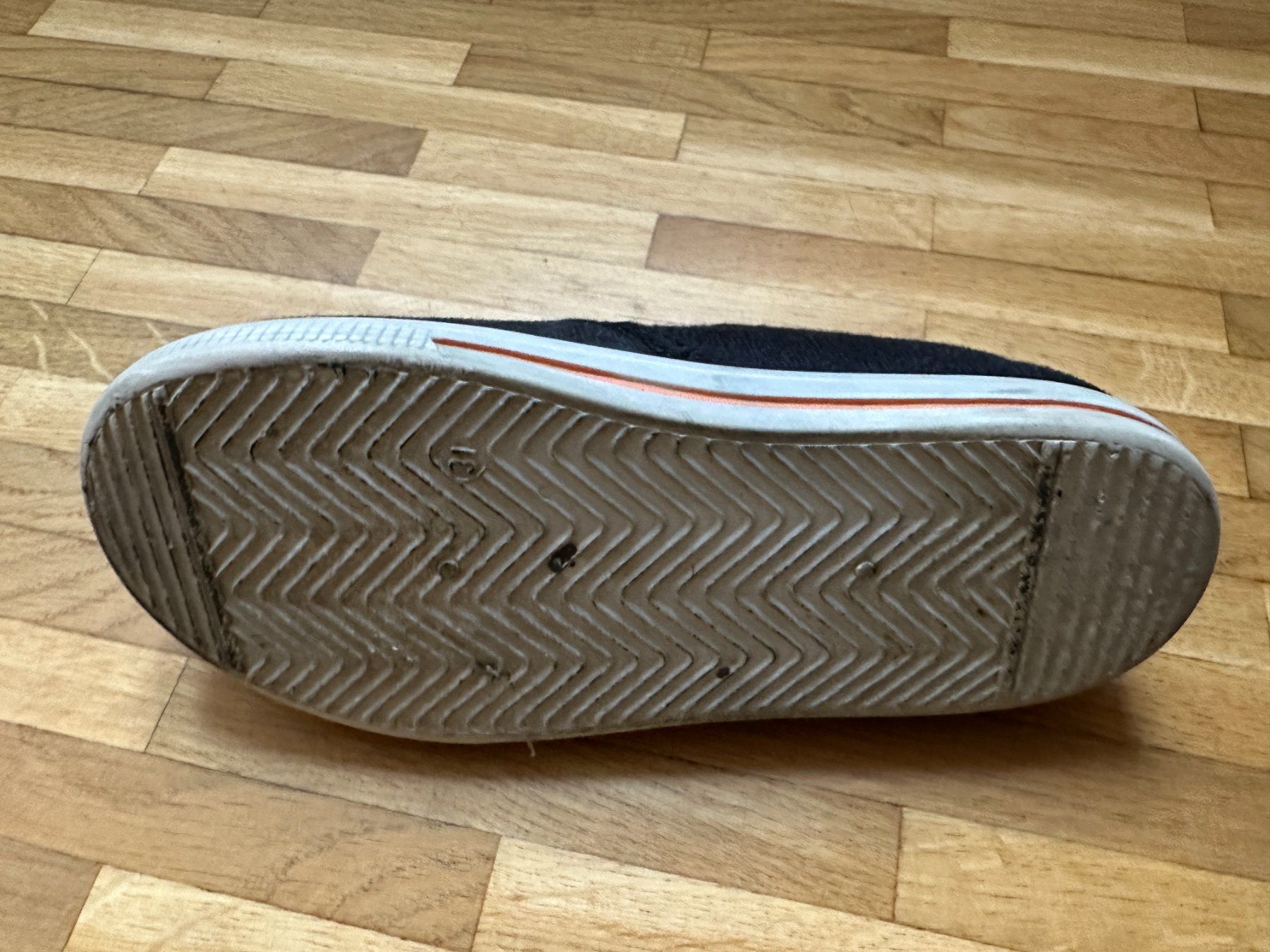 Scarpe per ragazzi: Dragonball Z Hausschuhe T31 – Usato da Lausanne venduto da brixton 4