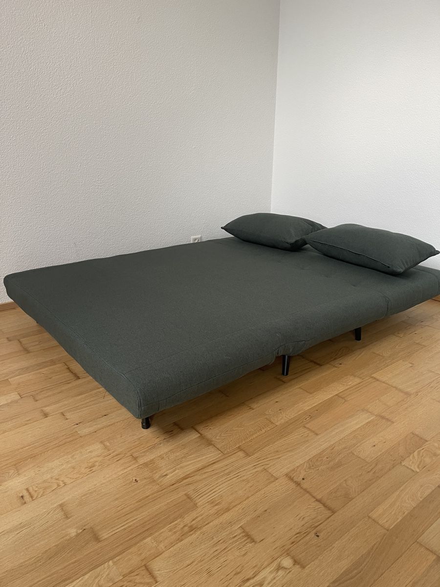 Micasa Sofas: Bettsofa in olivegrün – D'occasion à Grüningen par Caroline_Caroline 2