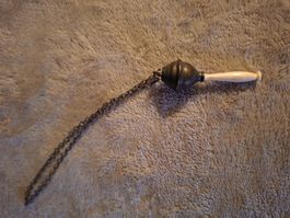 Antike, seltene, schöne Puppenspielrassel für antike Puppen