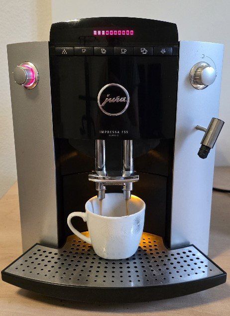 Jura Kaffeemaschinen & Espressomaschinen: Jura F55 – Gebraucht aus Zürich von mimi_zh 3