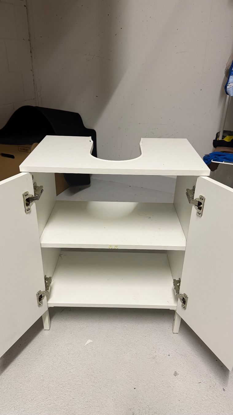 Mobili per bagno: Waschbeckenunterschrank Weiss – Usato da Hindelbank venduto da AmithapR 2