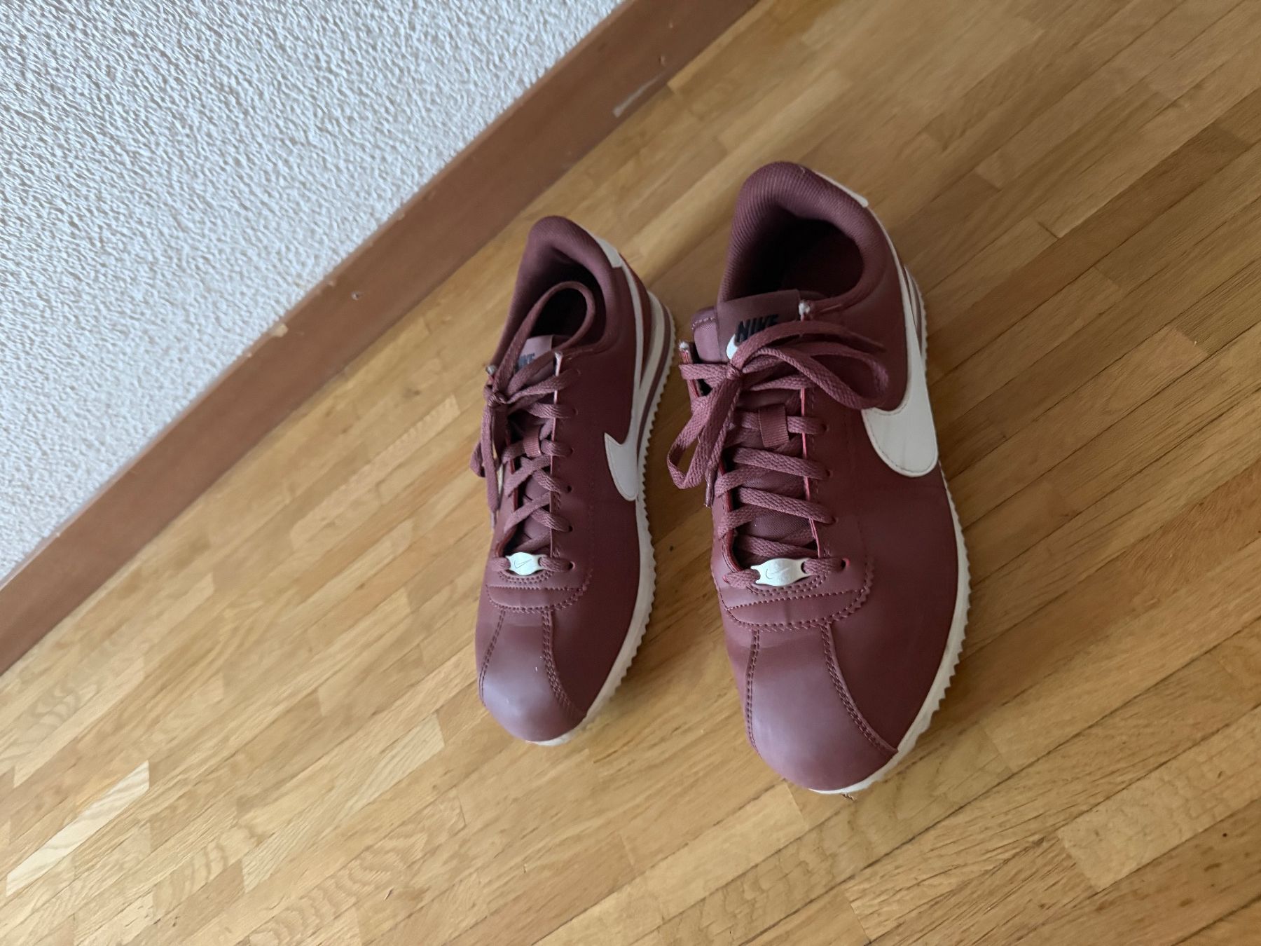 Nike Scarpe da donna: Nike Schuhe in Größe 40 – Usato da Wohlen AG venduto da baletan83 1