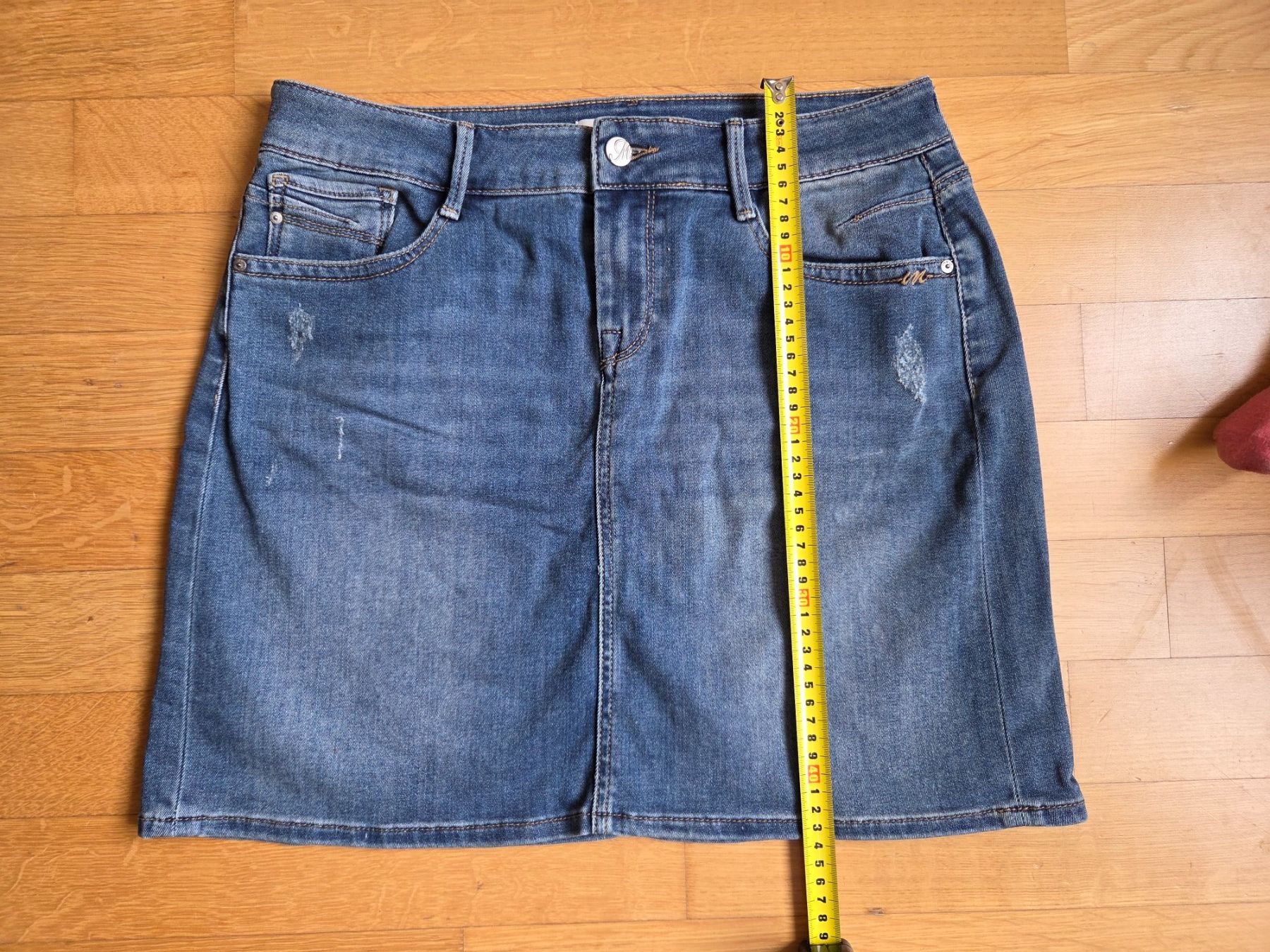 Mavi Gonne: Mavi Jeansrock Minirock Denim – Usato da Fislisbach venduto da Maieriisli25 1