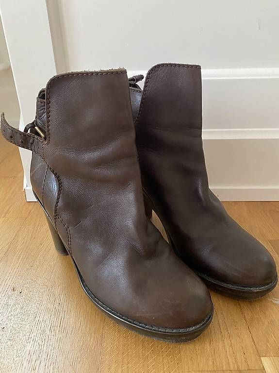 Acne Studios Scarpe da donna: Acne Boots Cypress 38 – Usato da Zürich venduto da Lauraflor 1