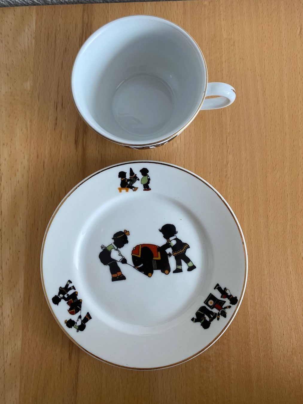 Tazze: Antike Kinder/Kaffeetasse Langenthal – Usato da Schwarzenburg venduto da Michellu 1