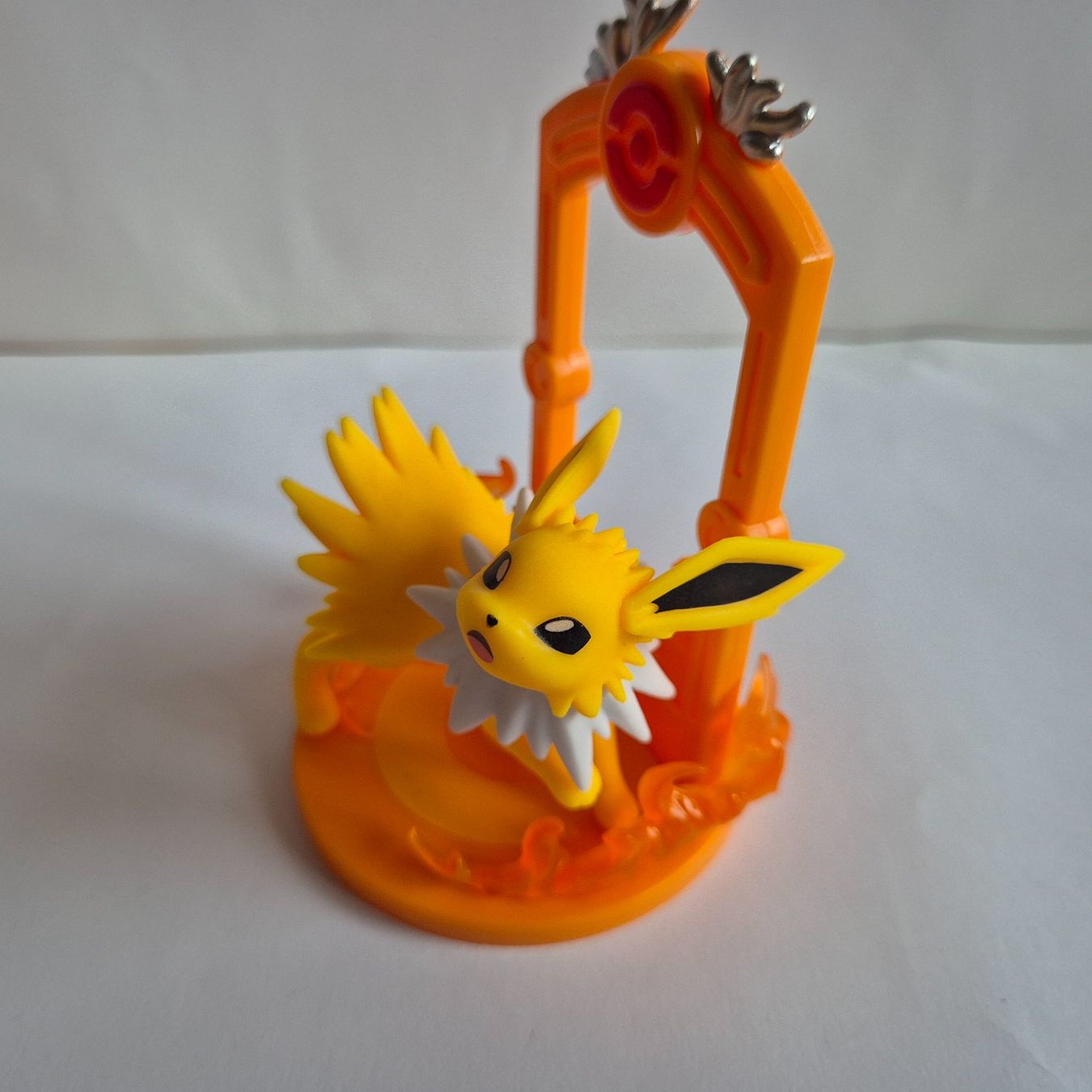 Pokémon Statuette: Evoli Sammelfigur - Blitza Motiv - MER – Nuovo (secondo la descrizione) da Zürich venduto da Mephisto87 1