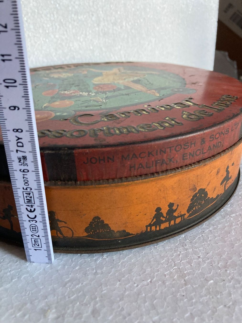 Pots: Blechdose Mackinthosh's Carnival England boite – D'occasion à St-Cierges par LeRegain 8