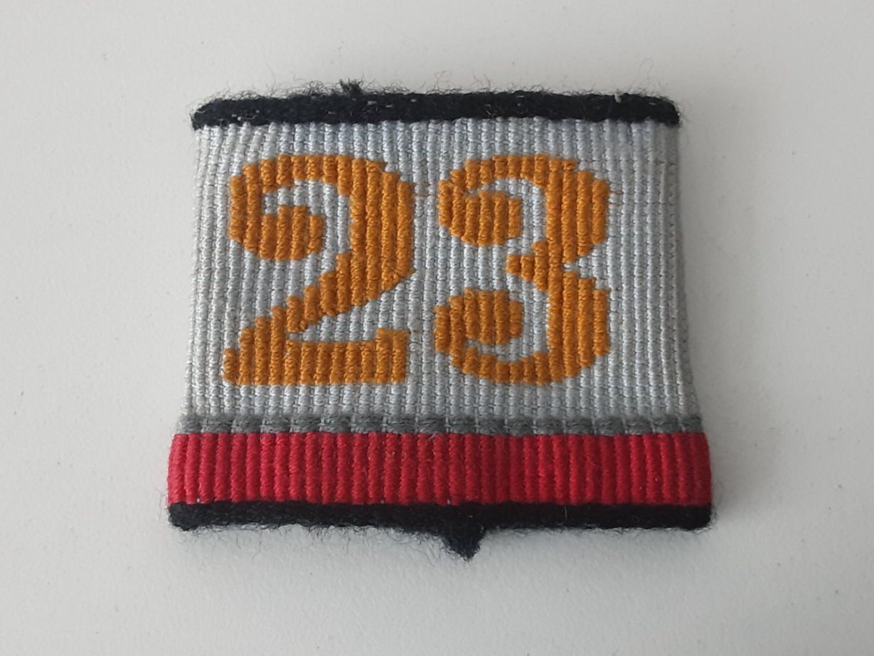 Schweizer Armee Uniformen: Militär Patte 23 – Gebraucht aus Stans von kae_hqq5