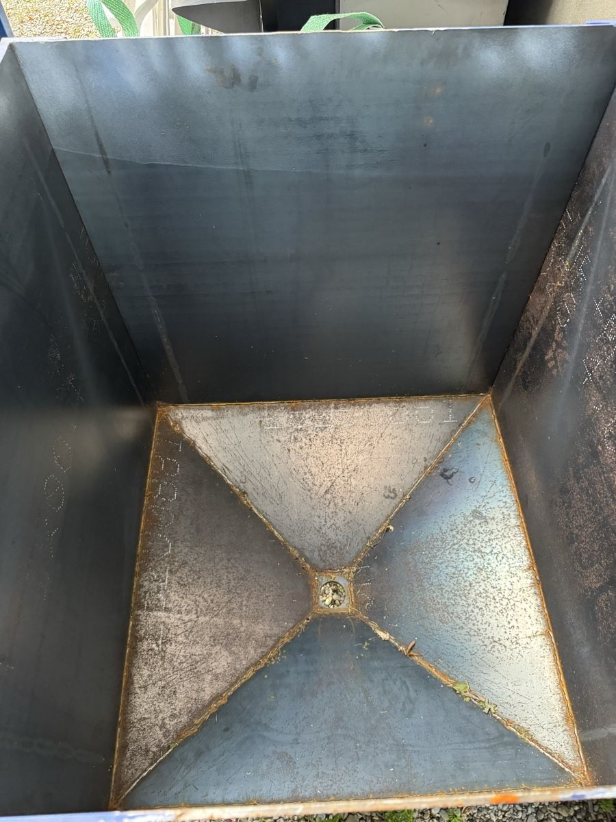 Banconi: 2x Silo 1 Tonne gebraucht – Usato da Selzach venduto da Pascal12.10 3
