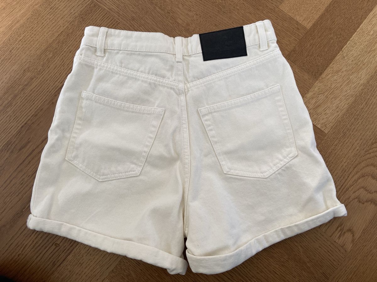 Pantaloni: Cheap Monday Shorts, Grösse 27, Sommer! – Usato da Luzern venduto da 2ndchances 3