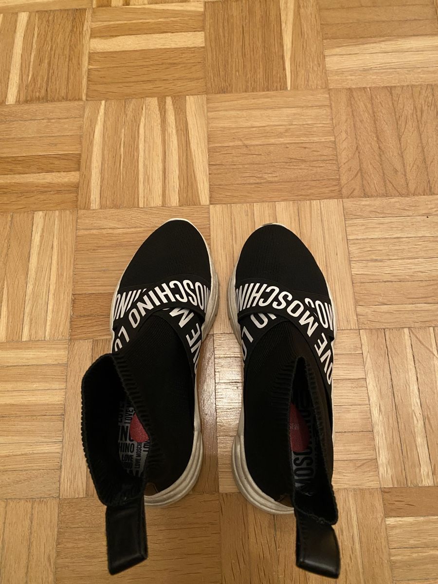 Moschino Scarpe da donna: Moschino Sneakers high – Usato da Adliswil venduto da VERA..82