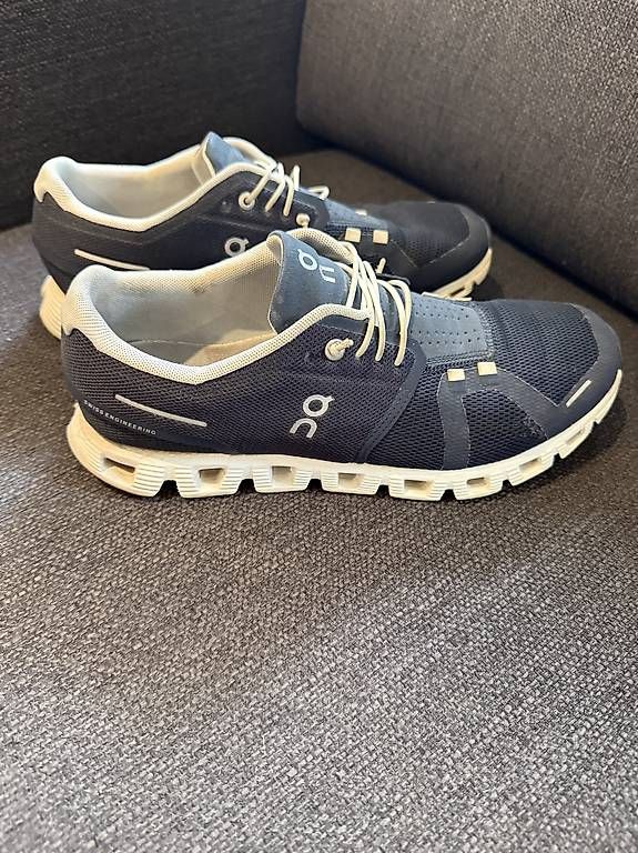 Scarpe da uomo: Basket On 42 – Usato da Poliez-le-Grand venduto da popob63 2
