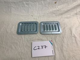 2x Case Einbau Lüftungsschalen (C237)