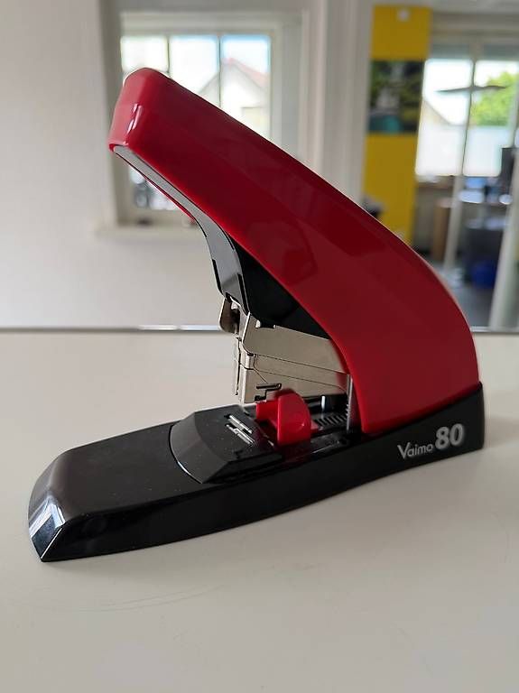Macchine rilegatrici: Heftapparat Max Vaimo 80 – Usato da Sursee venduto da man_t6lz