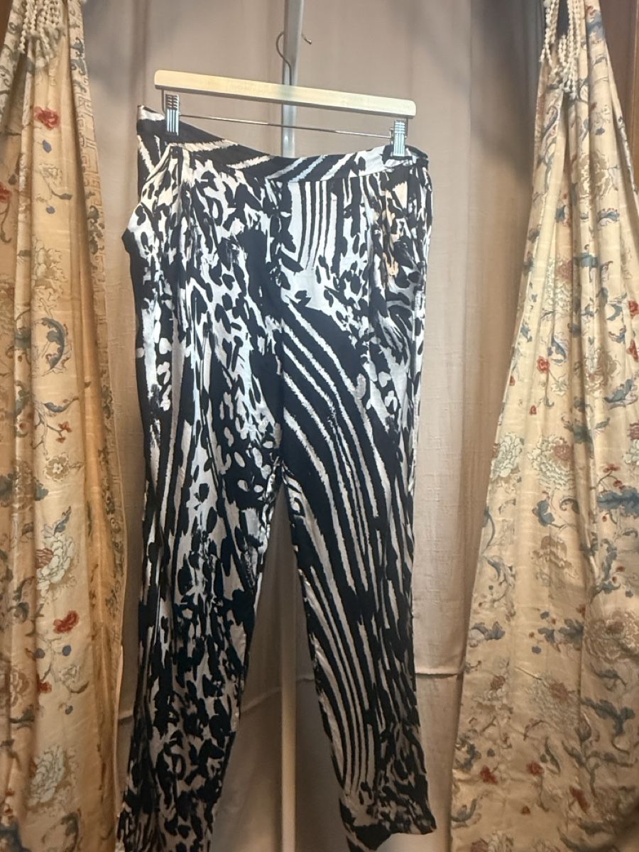 Malene Birger Pantaloni: Malene Birger silk trousers – Usato da Montreux venduto da MYstiq_boutiq11