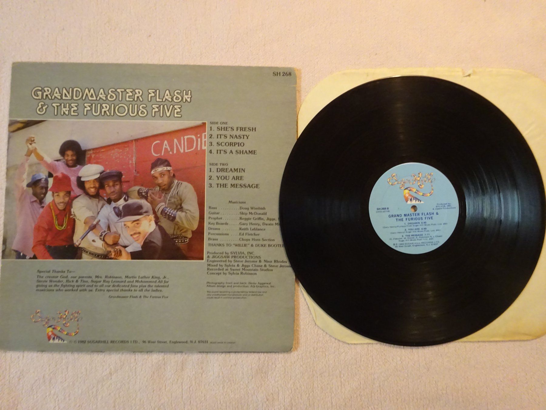 Schallplatten: GRANDMASTER FLASH ** THE MESSAGE – Gebraucht aus Luzern von xrayspex99 2