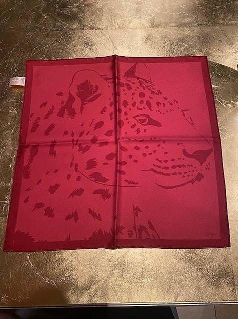 Cartier Foulard & Sciarpe: ORIGINAL Seidenfoulard von Cartier – Nuovo e nell'imballaggio originale da Tafers venduto da mister_inocent 3