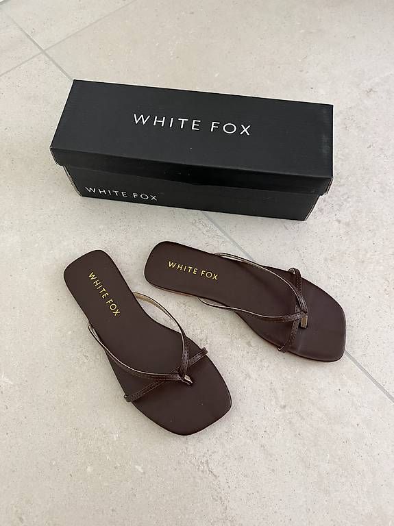 Scarpe da donna: Sandalen NEU Gr. 38 Braun – Usato da Merlischachen venduto da GlamGarb