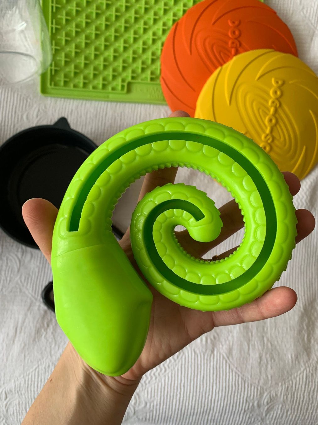 Abbigliamento: Gamelle + Freesbee +  Licking mat – Nuovo (secondo la descrizione) da Moutier venduto da chDuplessy 2