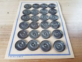24 grosse Vintage Knöpfe auf Originalkarton