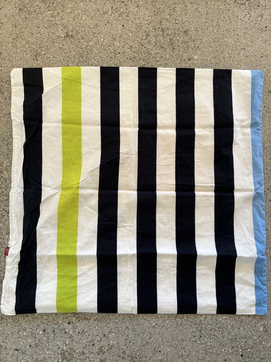 Linge de lit: Esprit, Parure de lit et 2 taies d oreillers – D'occasion à Sion par tchana77 1