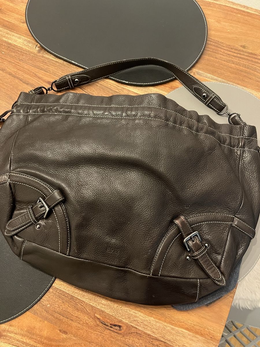 Hugo Boss Borse da donna: HUGO BOSS LEDER SHOPPER – Usato da Basel venduto da theo-g77