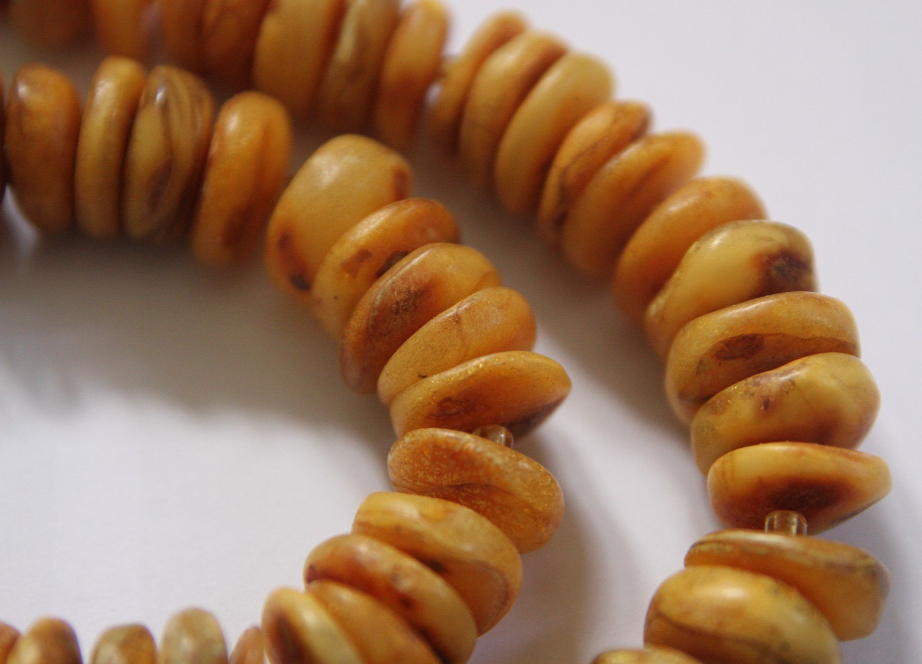 Catenine: Nachlass: Butterscotch Bernstein Kette Collier 60 Gramm – Usato da Matten b. Interl venduto da EdelsteineInterlaken 2