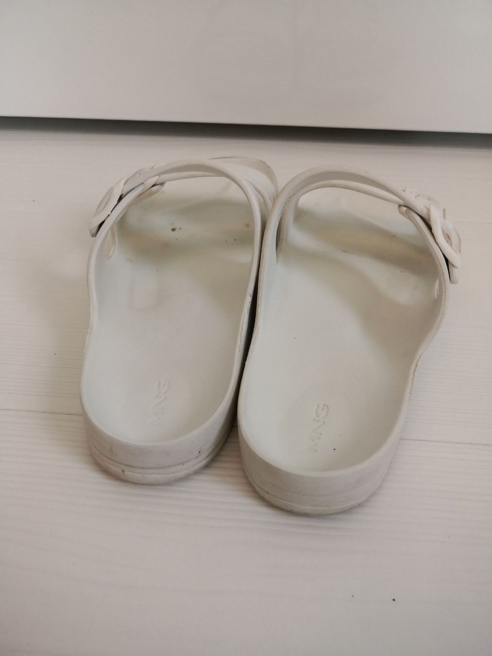 Mango Scarpe da donna: 🤩MANGO PLASTIK SANDALEN WEISS – Usato da Olten venduto da Naja-Twins-Twins 6