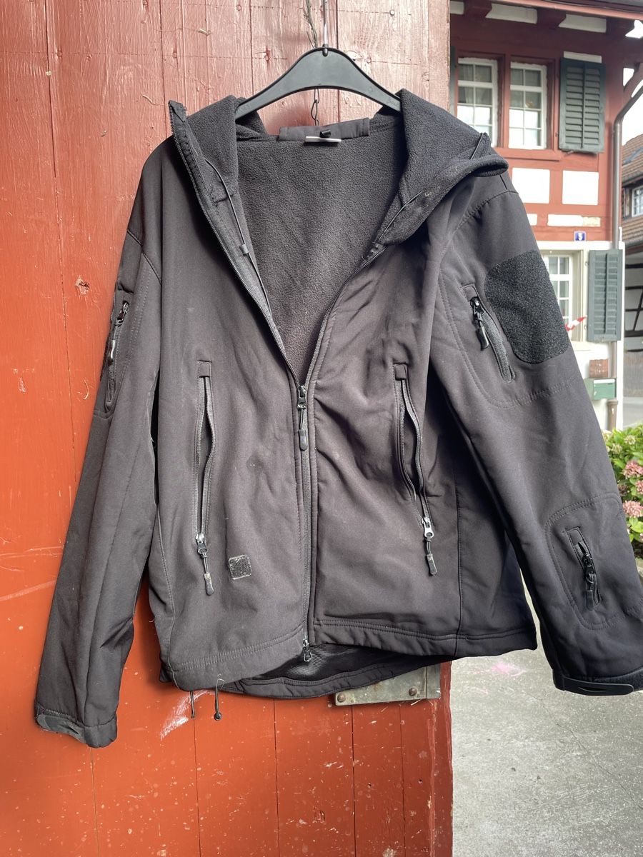 Giacche: Jacke – Usato da Benken ZH venduto da stefiz