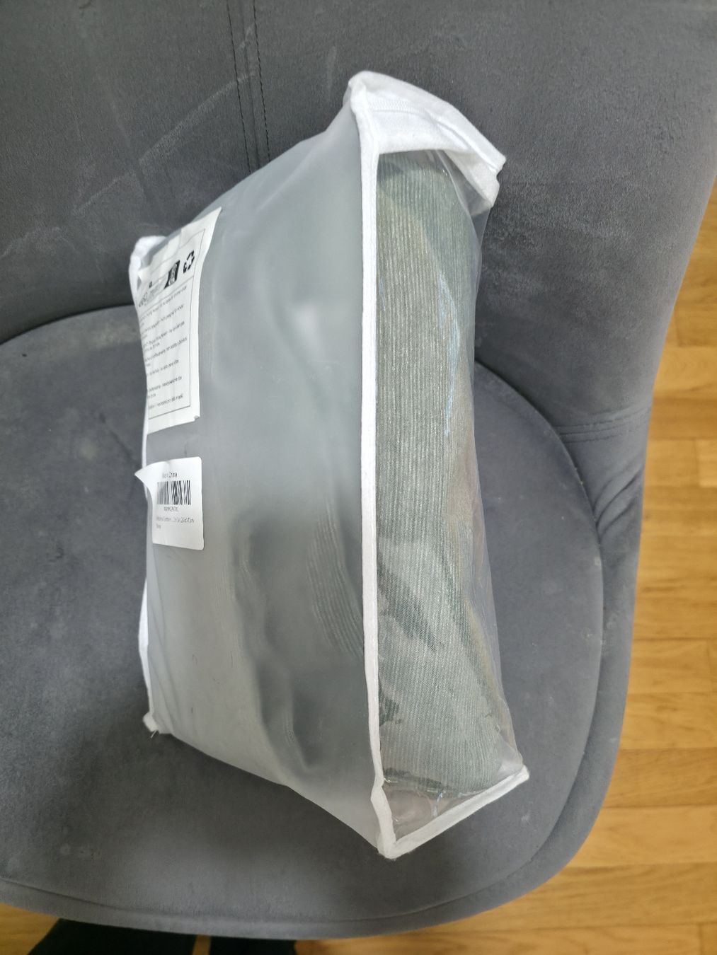 Tende: IKEA Verdunkelungsvorhang – Usato da Stallikon venduto da tim079 6