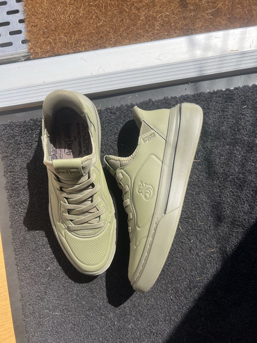 Scarpe da uomo: Skechers Schuhe 42 Neu – Nuovo (secondo la descrizione) da Zürich venduto da ste_k68r 1