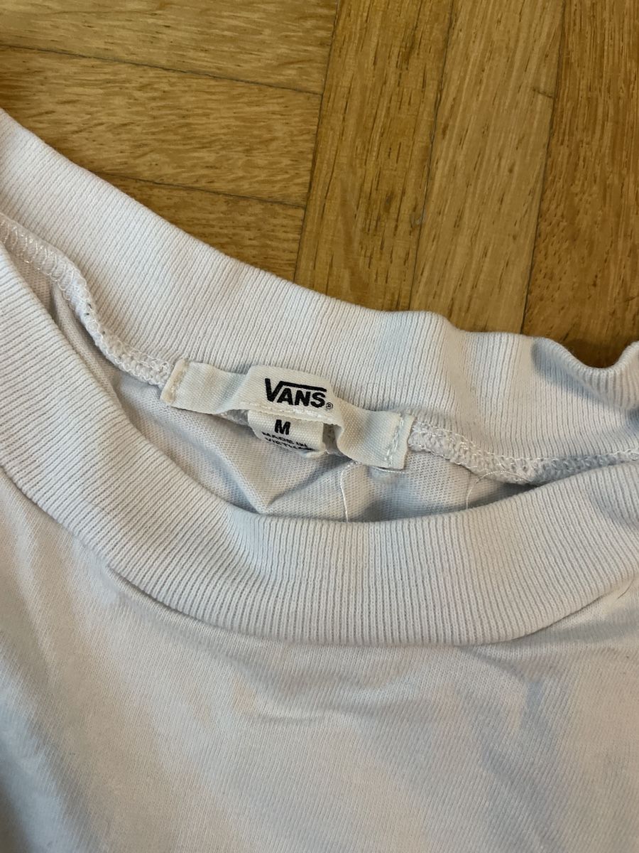 Vans T-Shirts: Crop Top Vans T-Shirt Grösse M – Gebraucht aus Winterthur von mamba2021 5