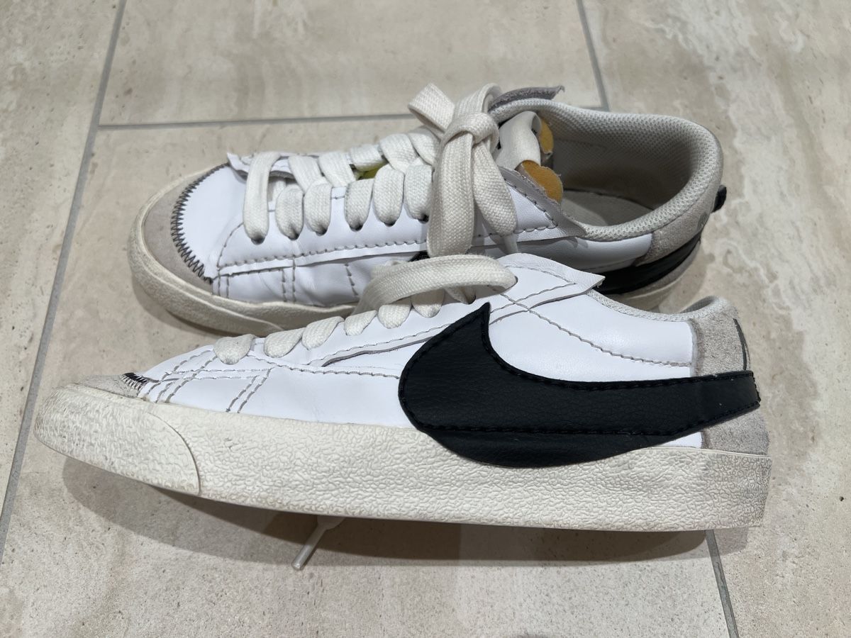 Nike Chaussures hommes: Nike Leder Schuhe Gr. 38 – D'occasion à HORGEN par vladibarca10 6