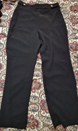 Elegante schwarze gerade weite Hose