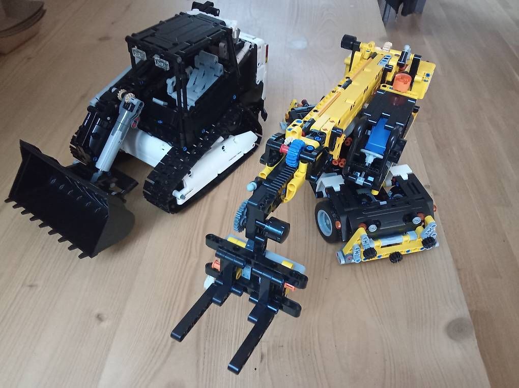 Technics Kit di costruzioni: JCB Roto Telehandler und CAT Tracked Loader – Nuovo (secondo la descrizione) da Boniswil venduto da wae_2bw9 3