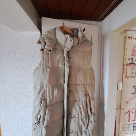Gina Damen Steppweste mit Kapuze, Beige, Gr. 40, Top!